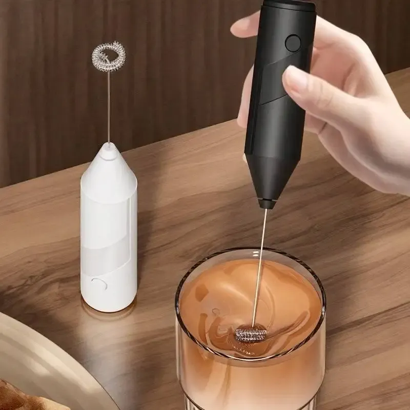 Mousseur à lait électrique portatif, détail du design