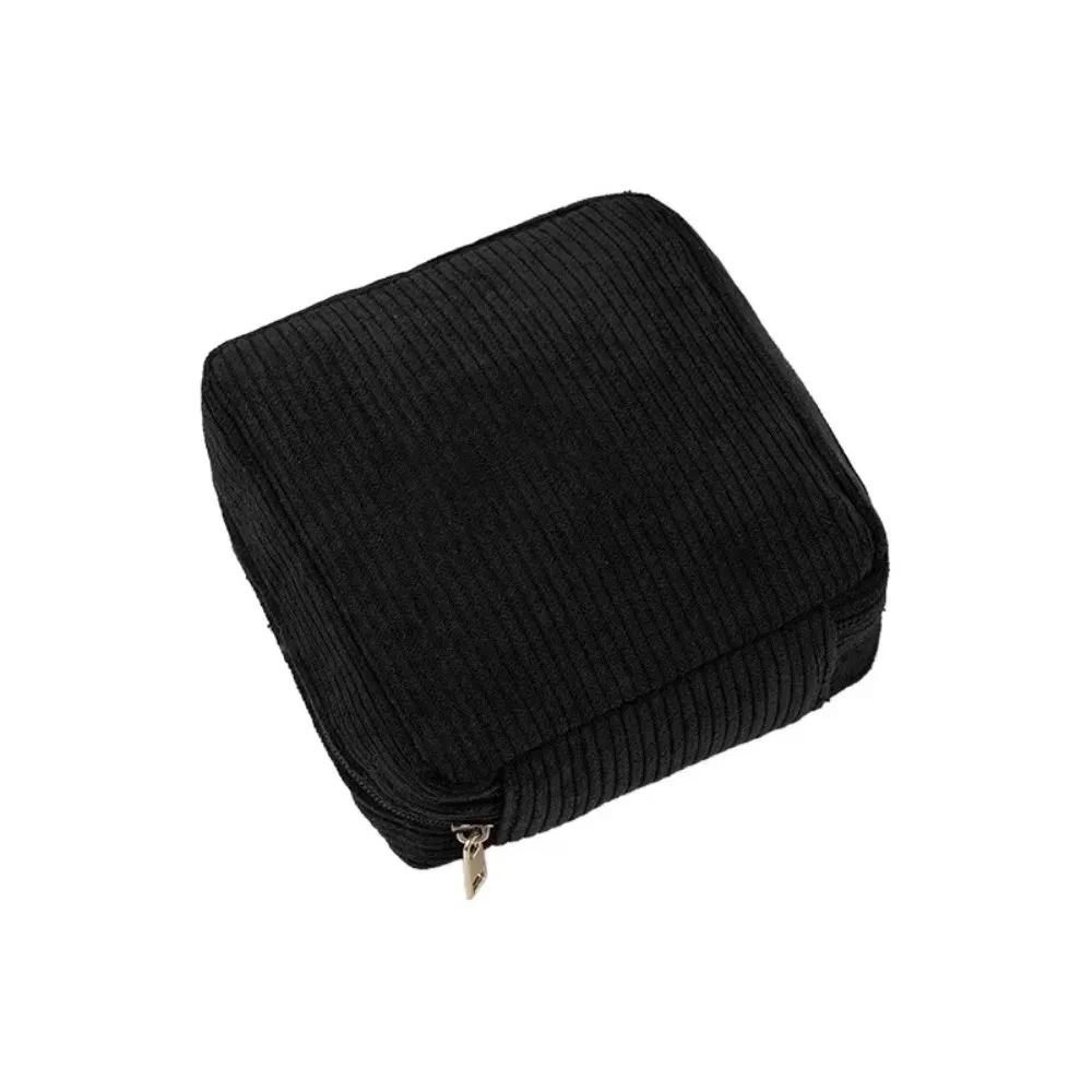 Pochette de rangement en détail