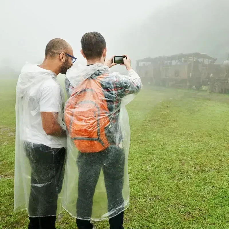 Poncho imperméable jetable transparent, détail du produit