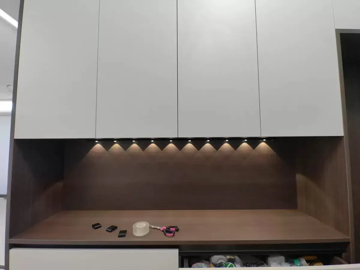 Photo réelle de client de la lampe LED sans fil
