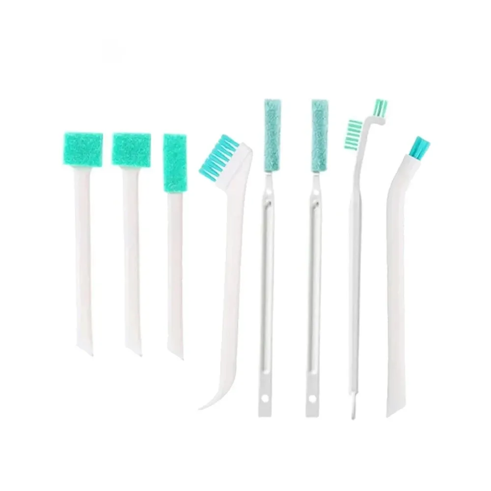 Ensemble de brosses de nettoyage, présentation finale