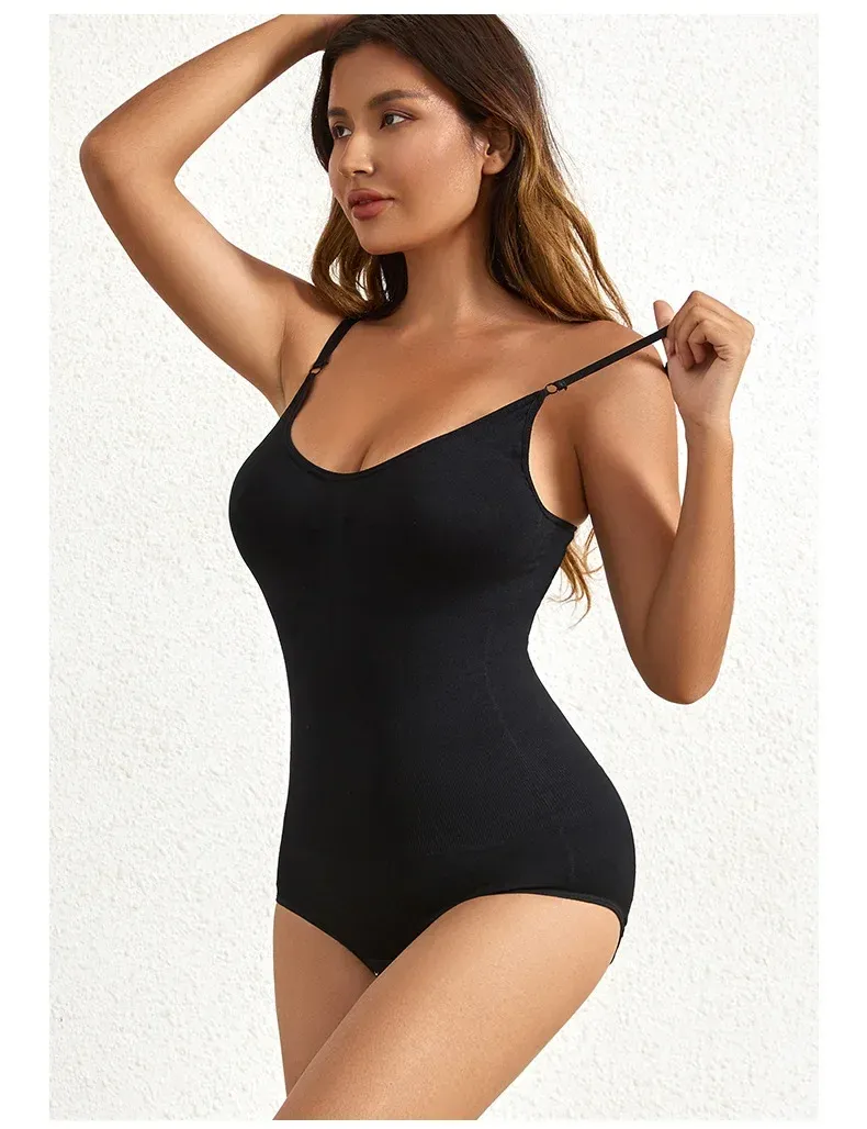 Body sculptant sans couture, look sous vêtements