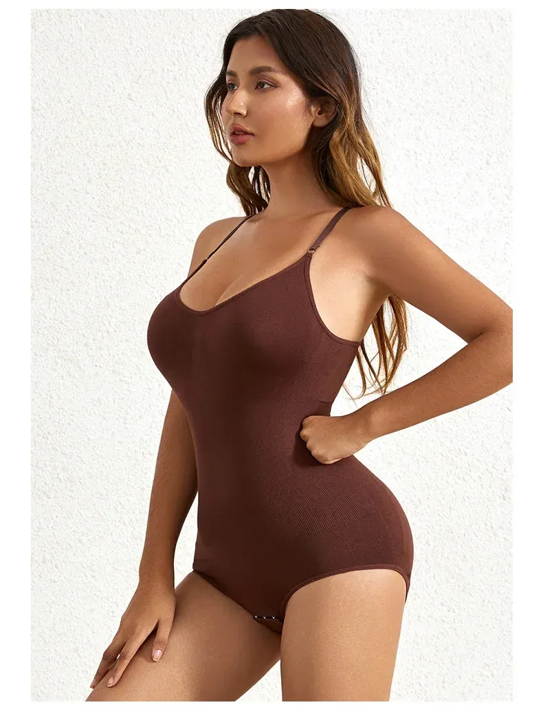 Body sculptant sans couture, vue de face
