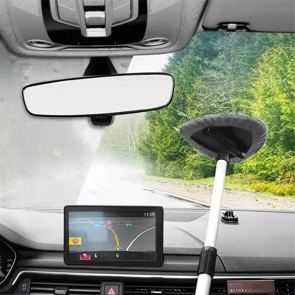 Nettoyage de miroir avec la microfibre