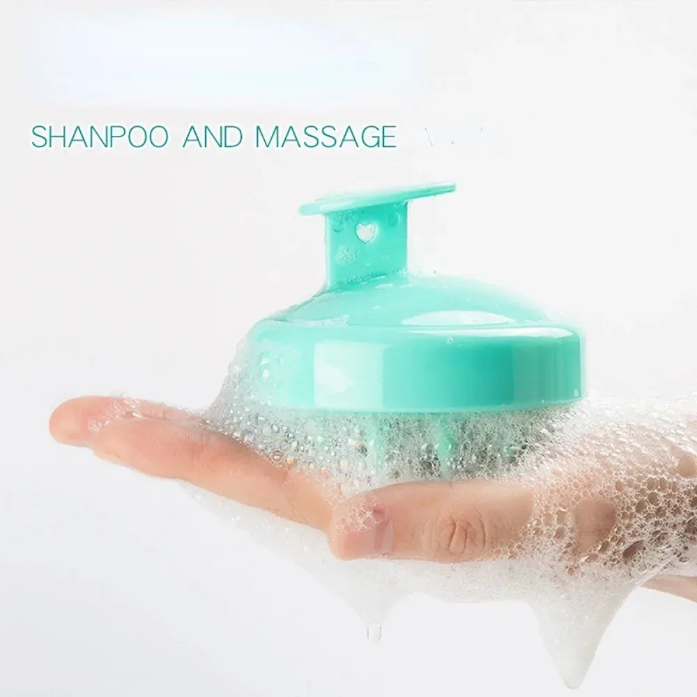 Brosse à shampoing en silicone, design compact