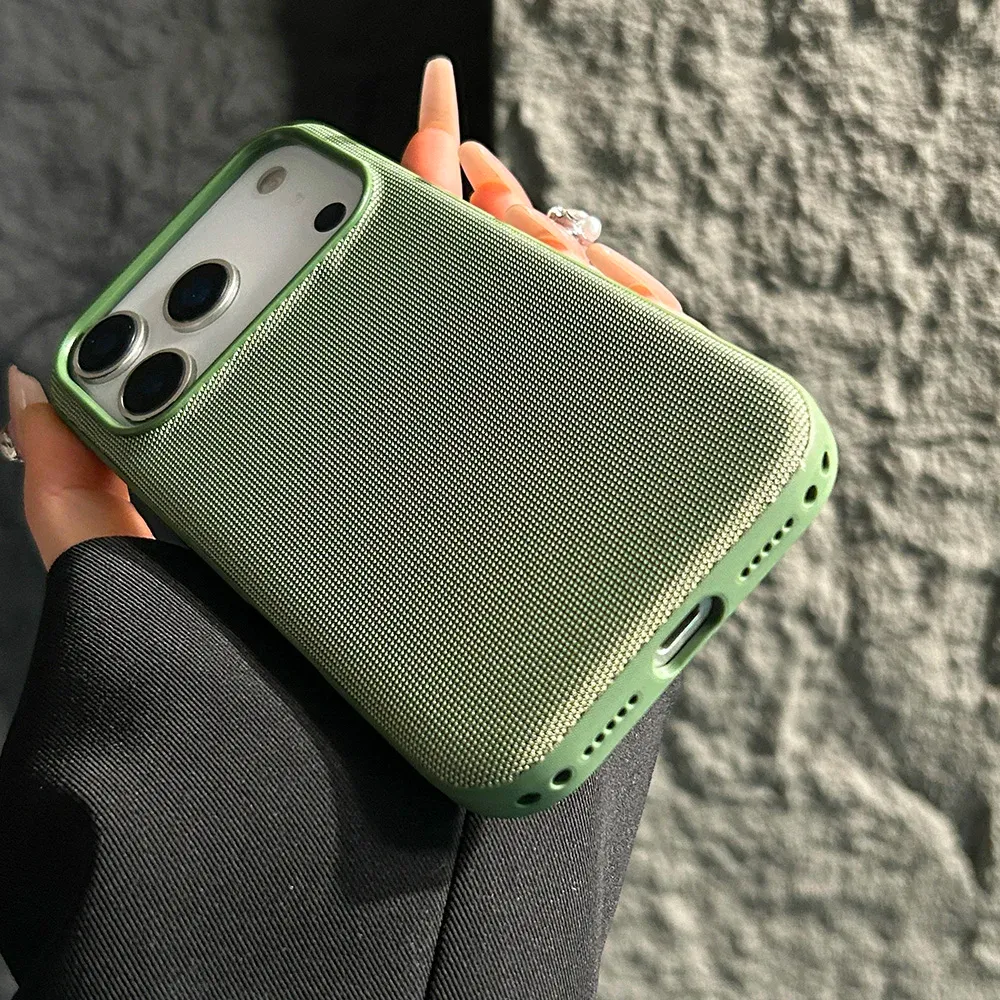 Ajustement de l'étui TechWoven