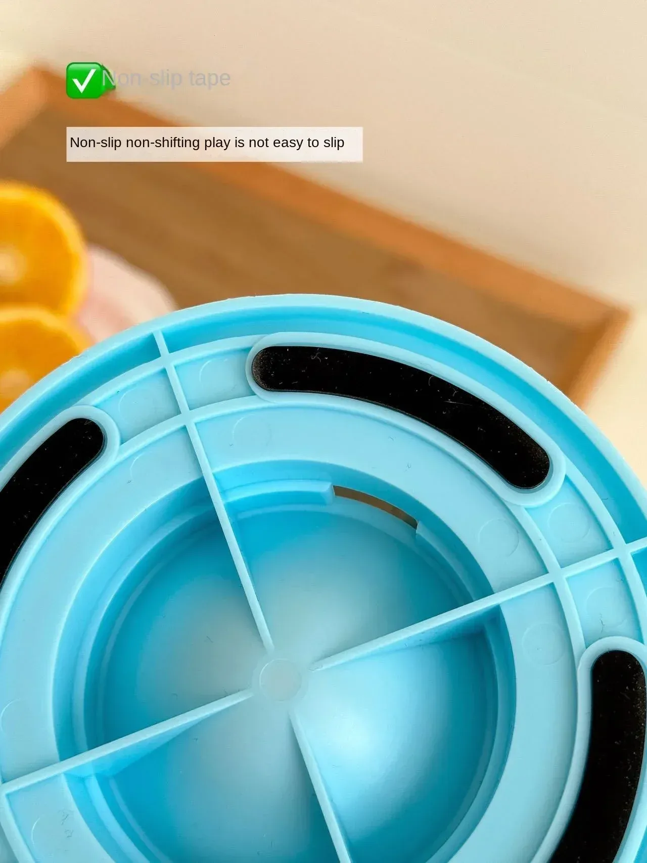 Distributeur d'aliments à alimentation lente