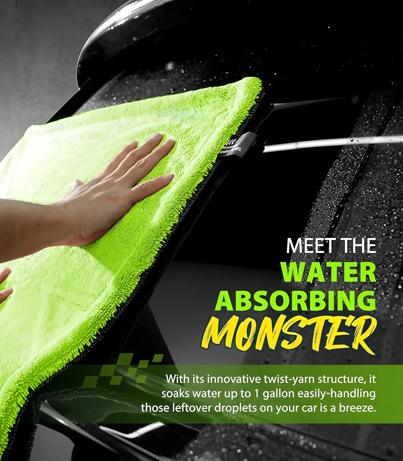 Serviette en microfibre en situation d'entretien automobile