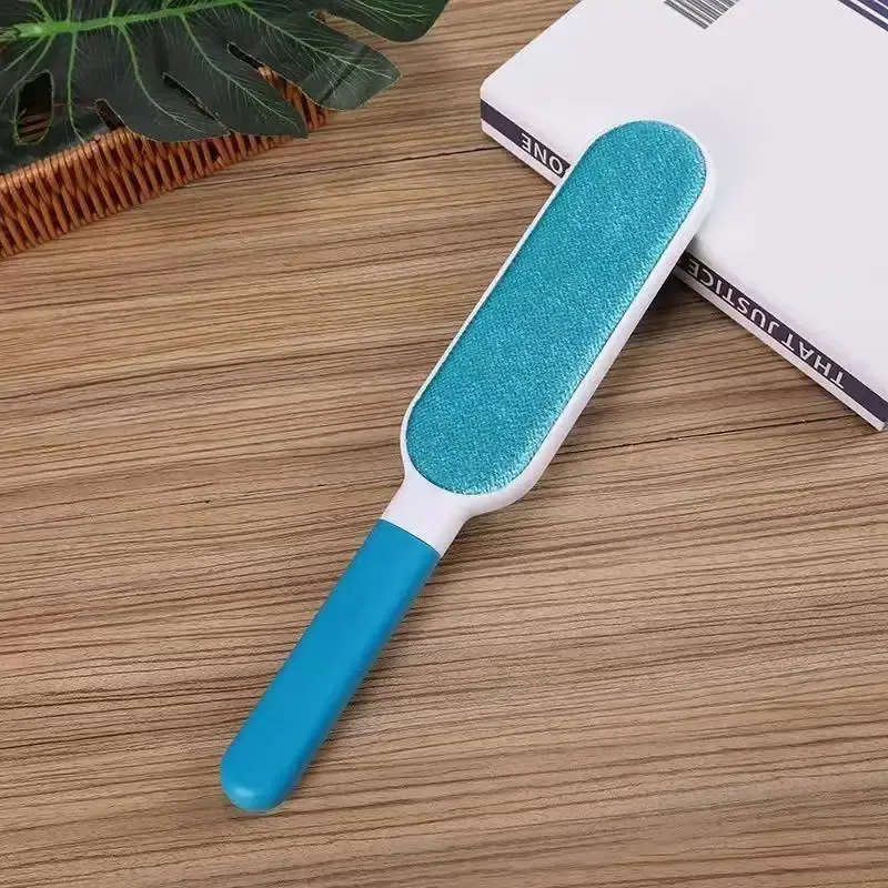 Brosse anti-poils double face électrostatique manuelle pour chats, vêtements, canapés, meubles et tapis 4