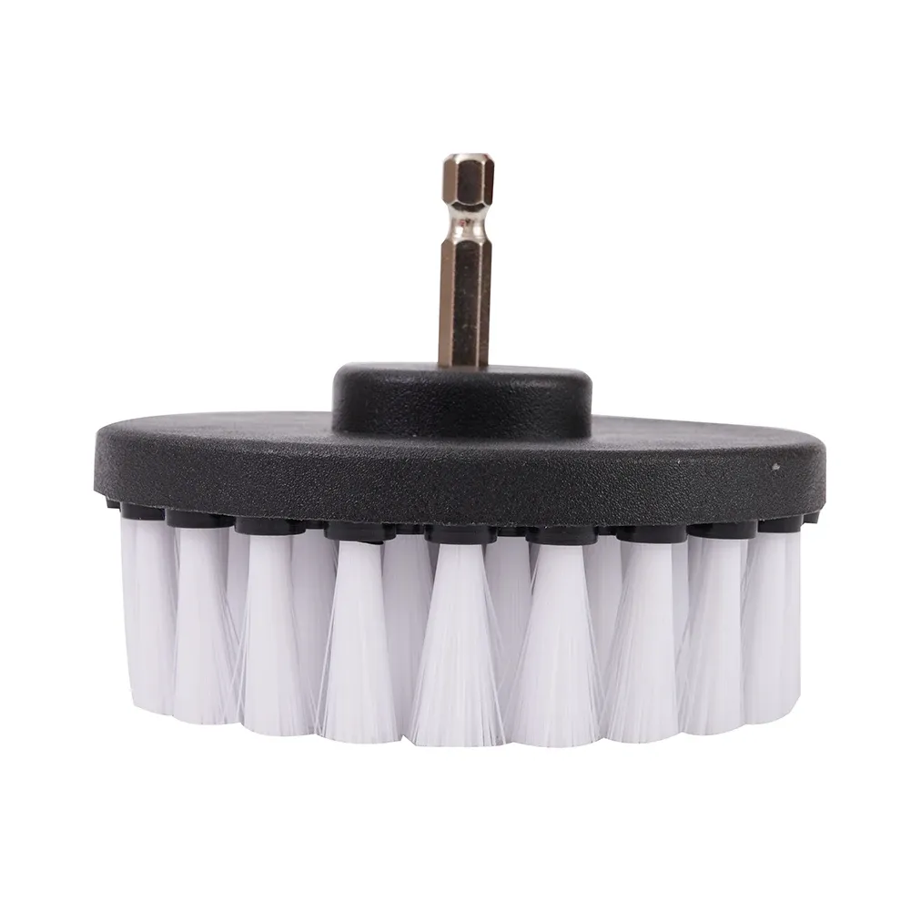 Nettoyage de tapis avec la brosse