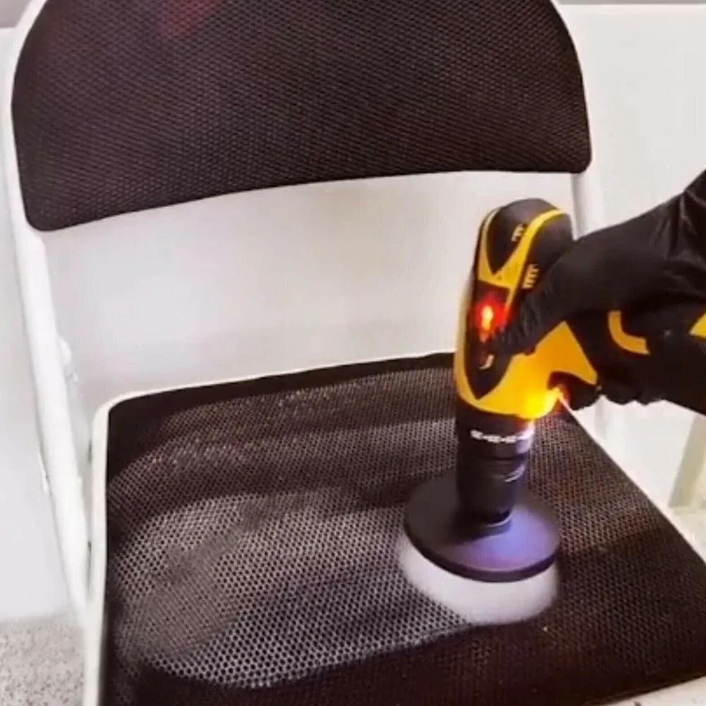 Nettoyage de surface avec la brosse