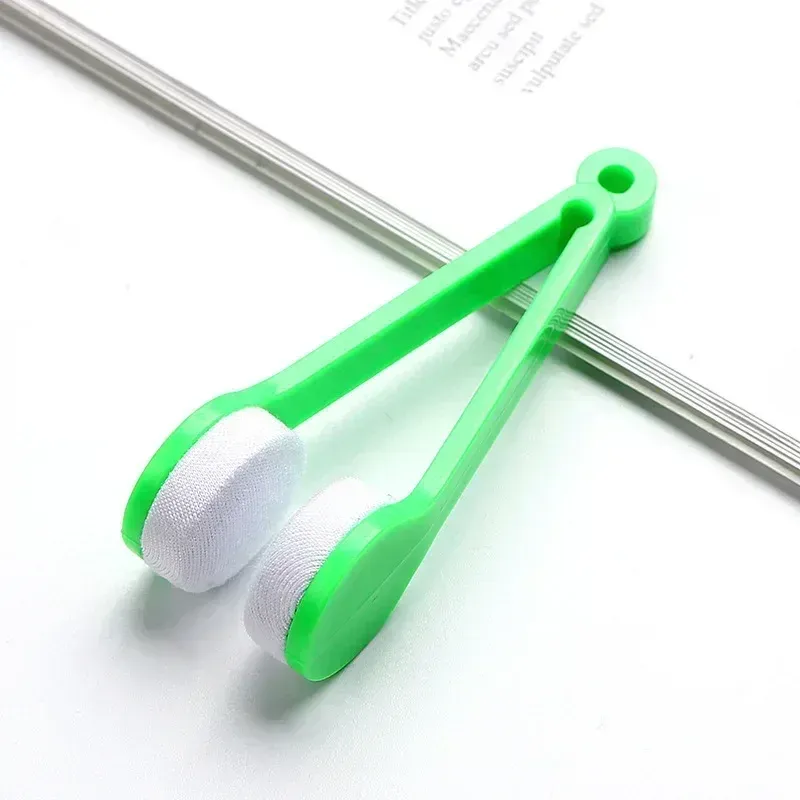 Kit de nettoyage portable pour lunettes