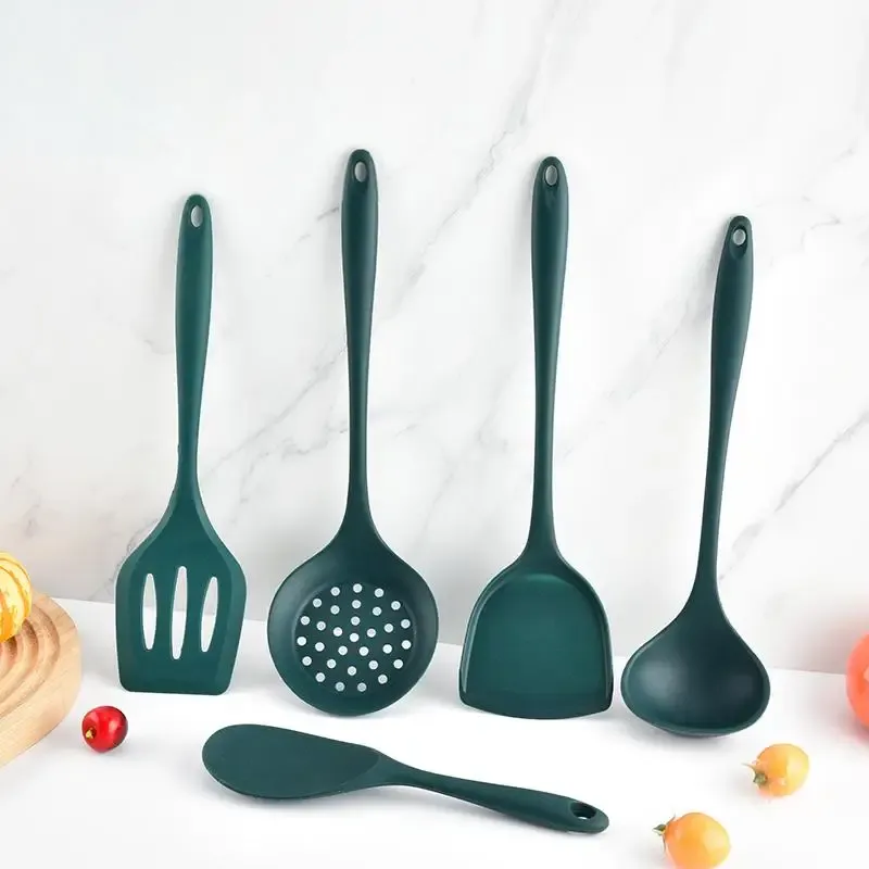 Ensemble de 5 ustensiles de cuisine en silicone de qualité alimentaire, vert : spatule antiadhésive résistante à la chaleur, louche, cuillère fendue - Image 1