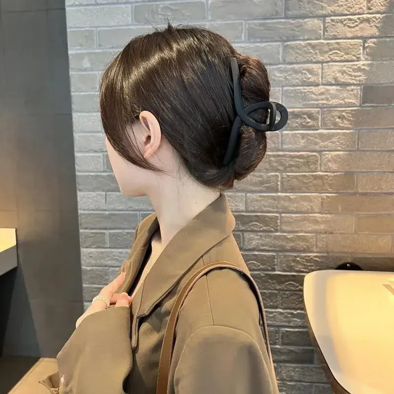 Pinces à cheveux croisées mates pour femmes et filles, lot de 2 ou 4, grandes pinces crabe au style coréen 3