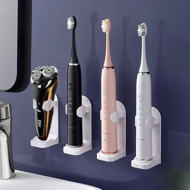 Porte-brosse à dents mural dans une salle de bain