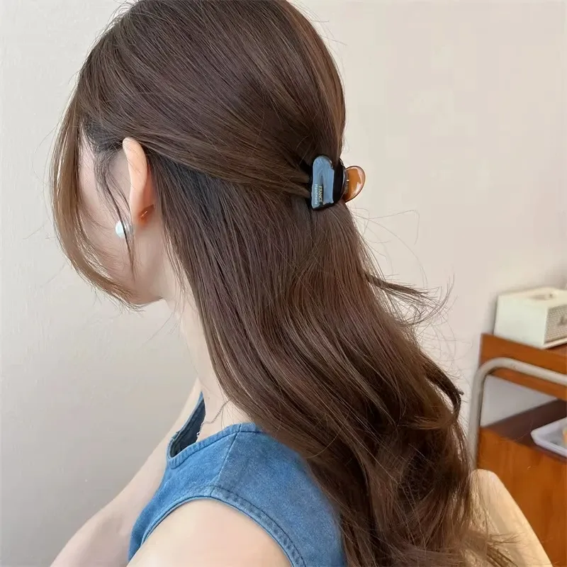 Pince à cheveux griffe en acétate en forme de cœur, 3,5 cm 4