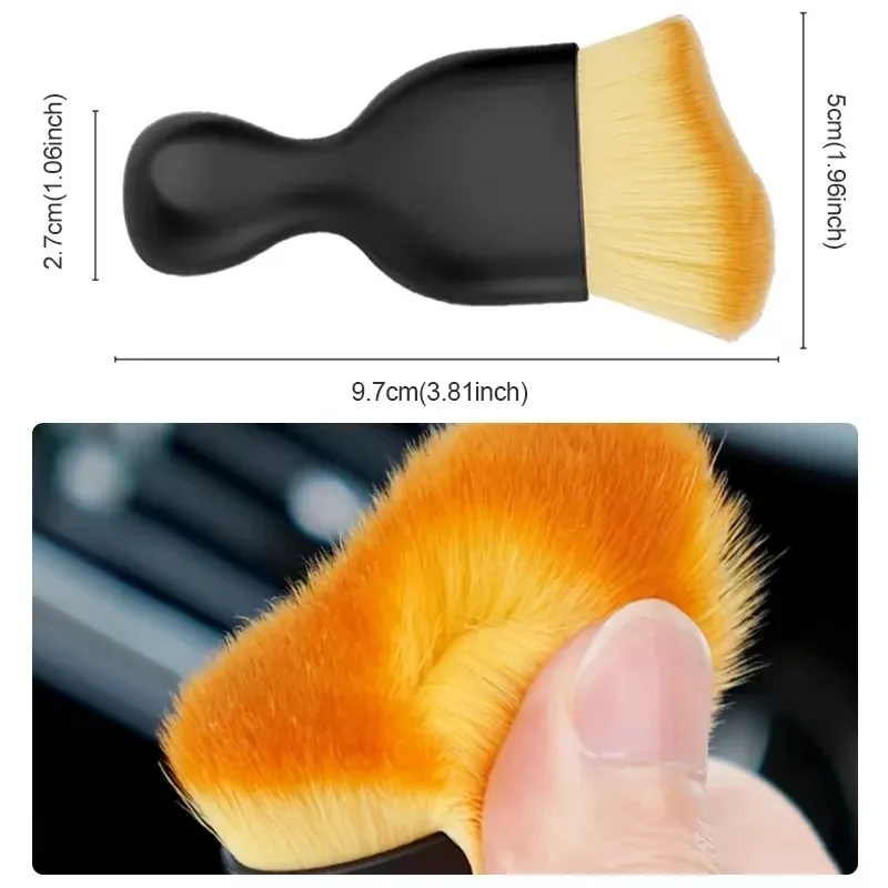 Utilisation de la brosse sur une grille de ventilation