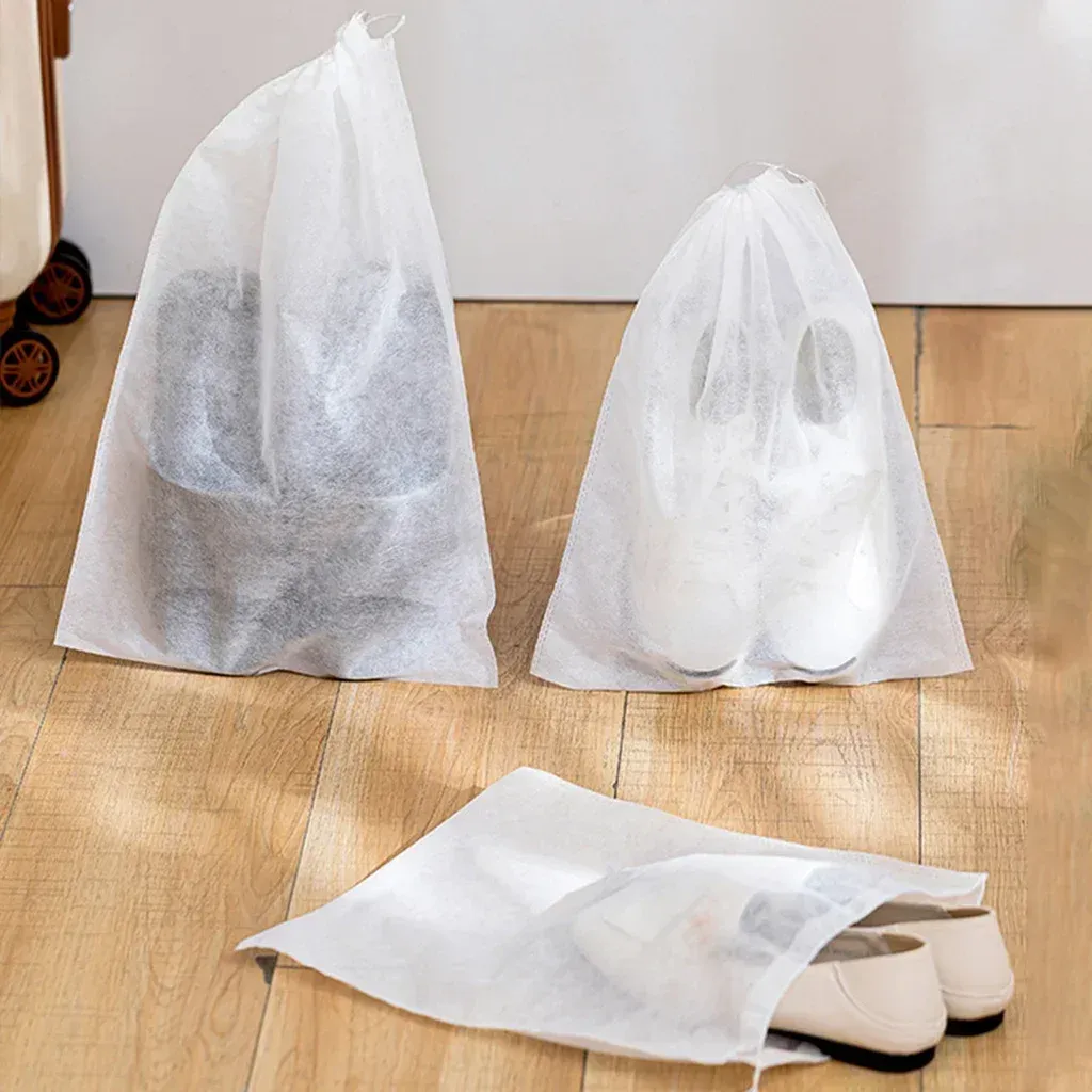 Sacs suspendus pour vêtements et accessoires