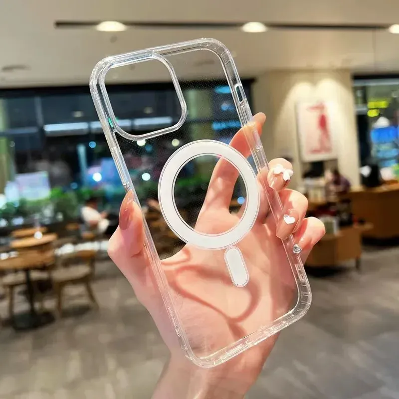 Coque transparente pour iPhone, mise en situation