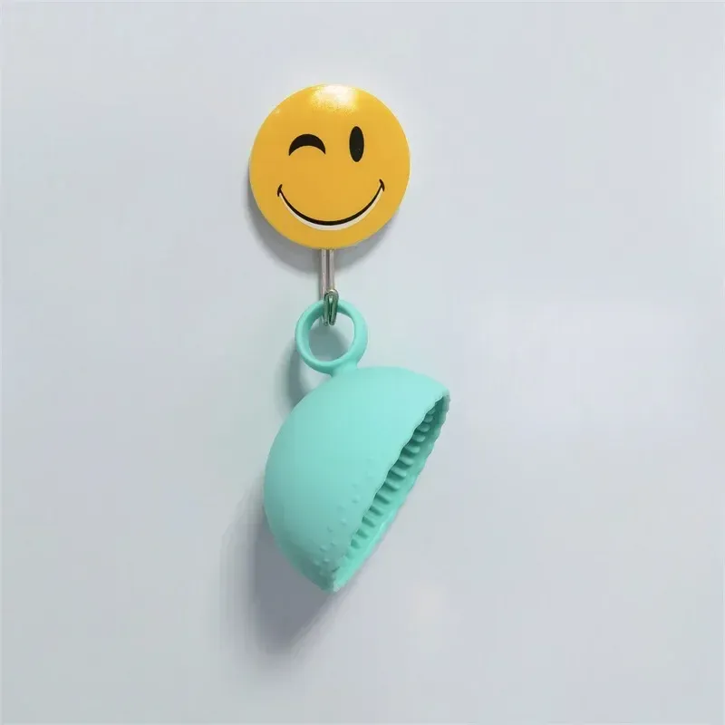 Nettoyeur de pinceaux de maquillage en silicone avec bol pliable et tapis de nettoyage 5