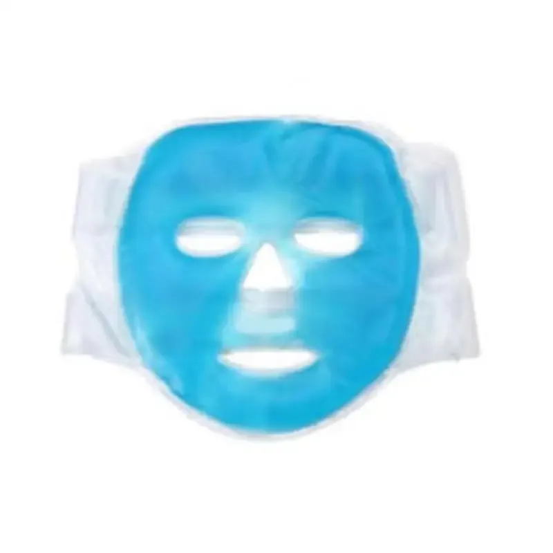 Masque facial en gel froid à la compresse de glace bleue, vue détaillée