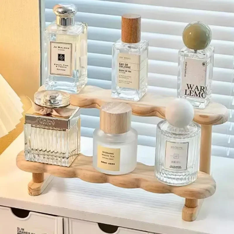 Étagère en bois à 3 niveaux pour parfums et figurines 2