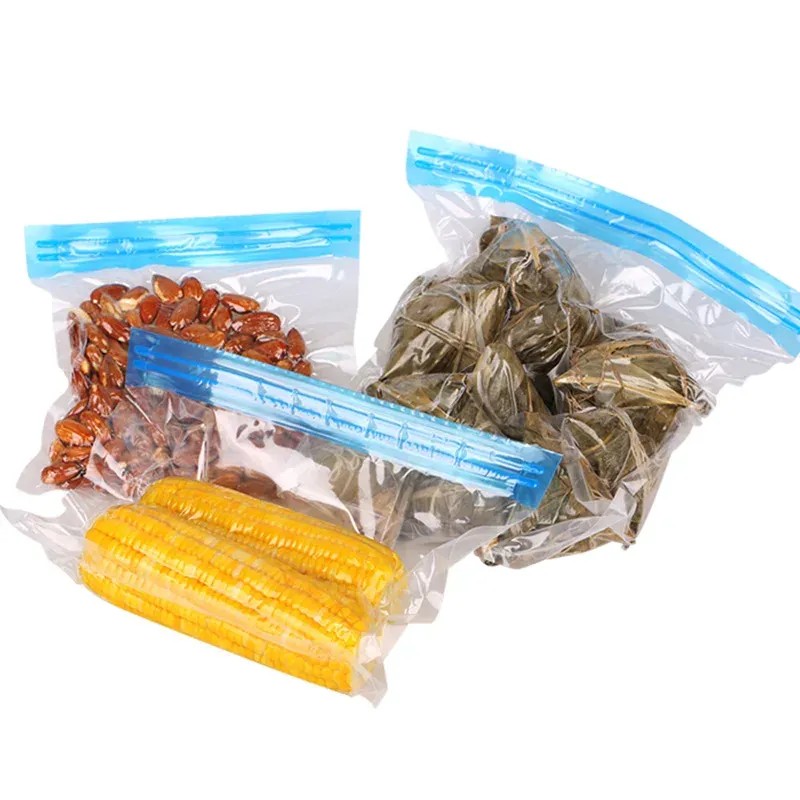 Rangement d'aliments dans des sacs réutilisables