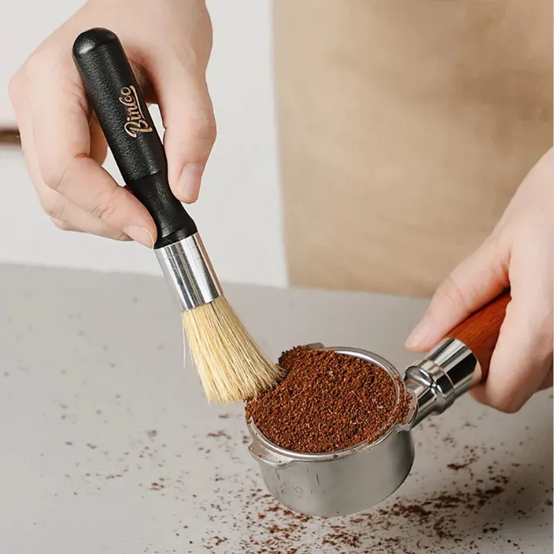 Brosse de nettoyage pour moulin à café à poils naturels et manche en bois, outil de barista 6