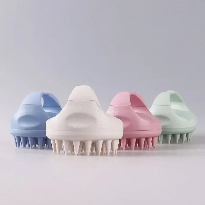 Brosse de massage pour cuir chevelu, mise en scène
