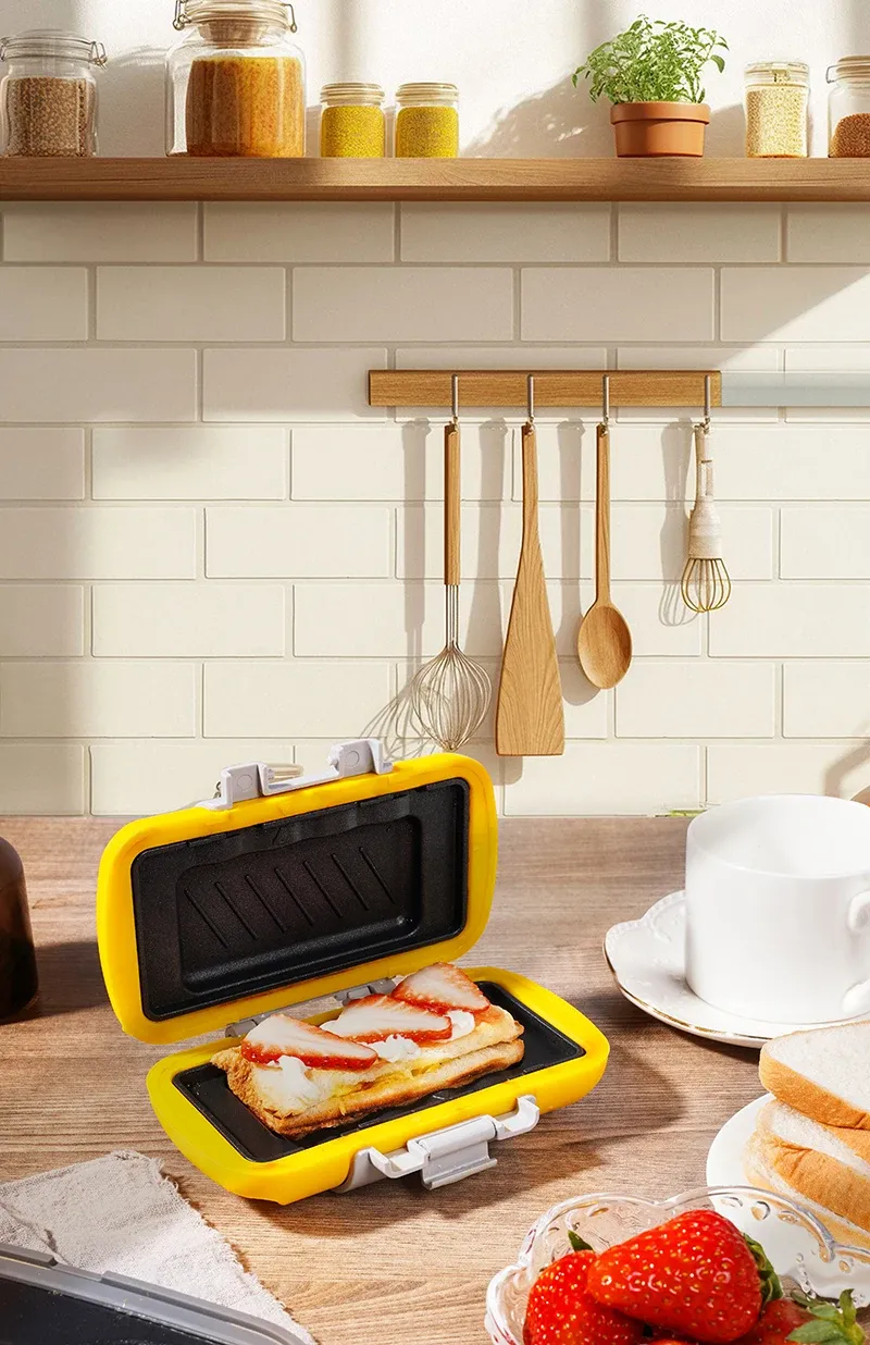 Machine à sandwichs pour petit-déjeuner, vue détaillée