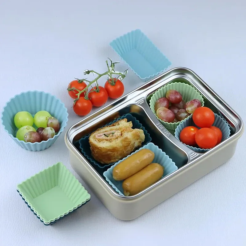 Moules en silicone colorés pour repas sains