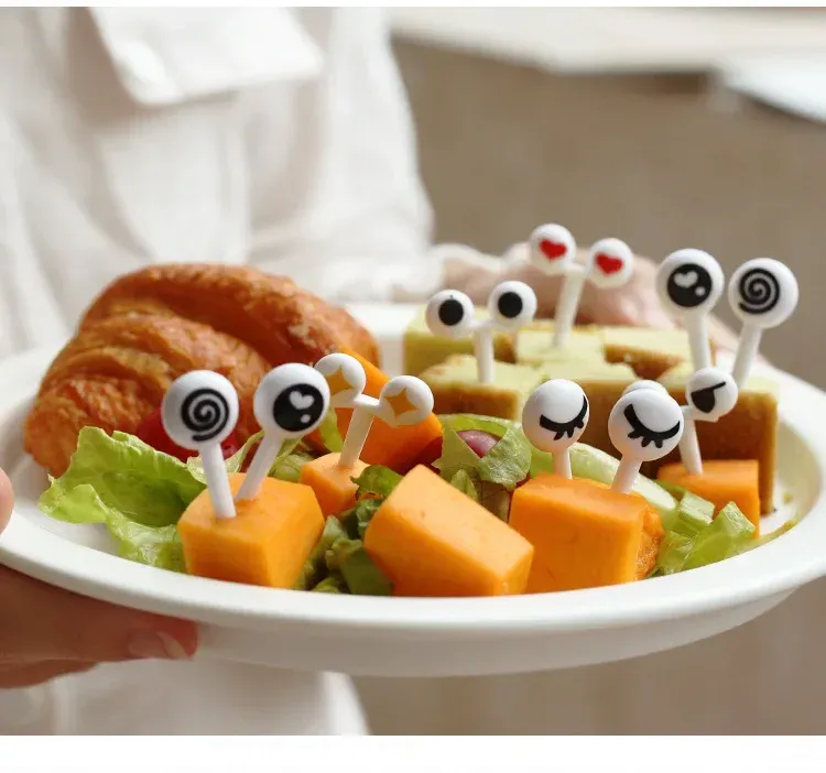 Piques Décoratifs Mini à Fruits et Aliments avec Yeux Dessin Animé, Lot de 30 ou 50 pour Bento, Buffet, Sandwich et Boulettes de Riz 6