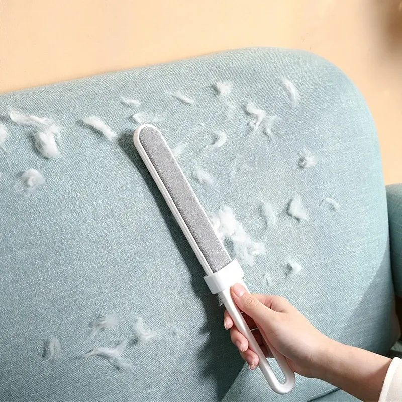 Brosse d'épilation électrostatique pour animaux de compagnie, vue générale