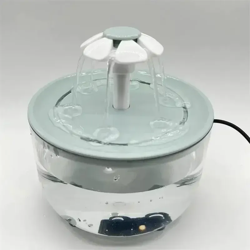 Fontaine à eau pour chat, vue d'ensemble