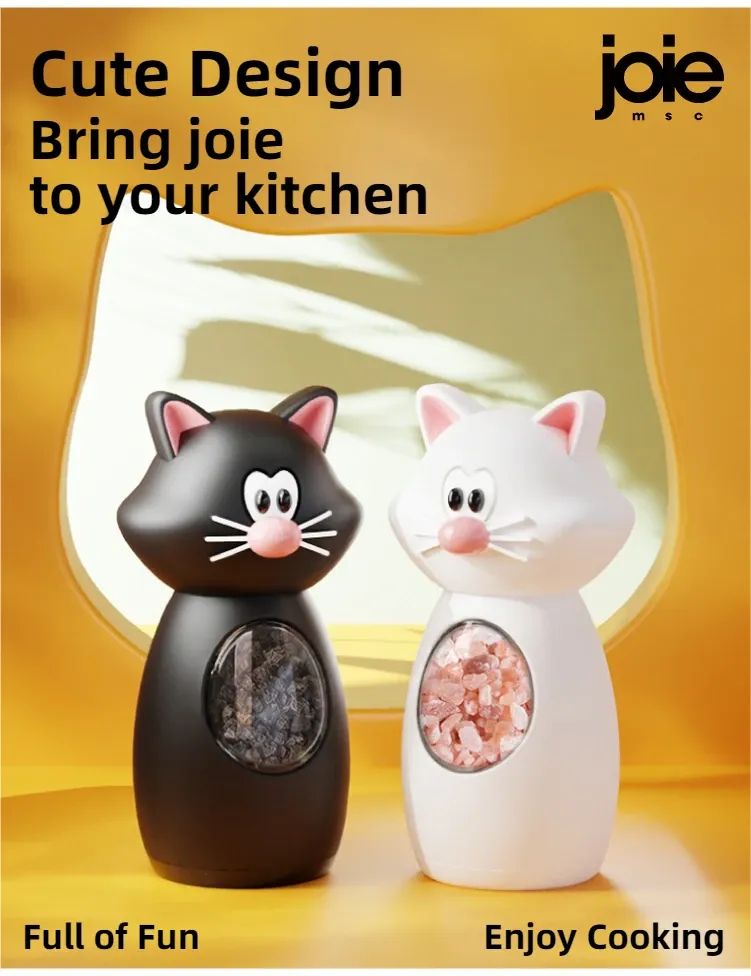 Ensemble de moulins Meow en cuisine