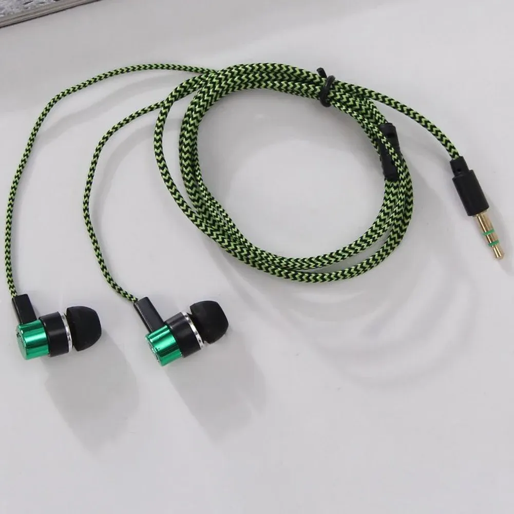 Écouteurs filaires intra-auriculaires, présentation complète