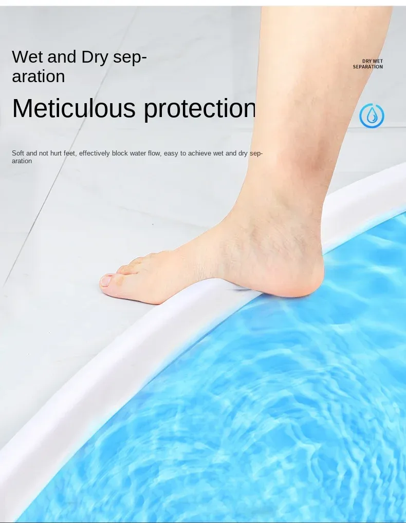 Barrière d'eau pliable dans la salle de bain