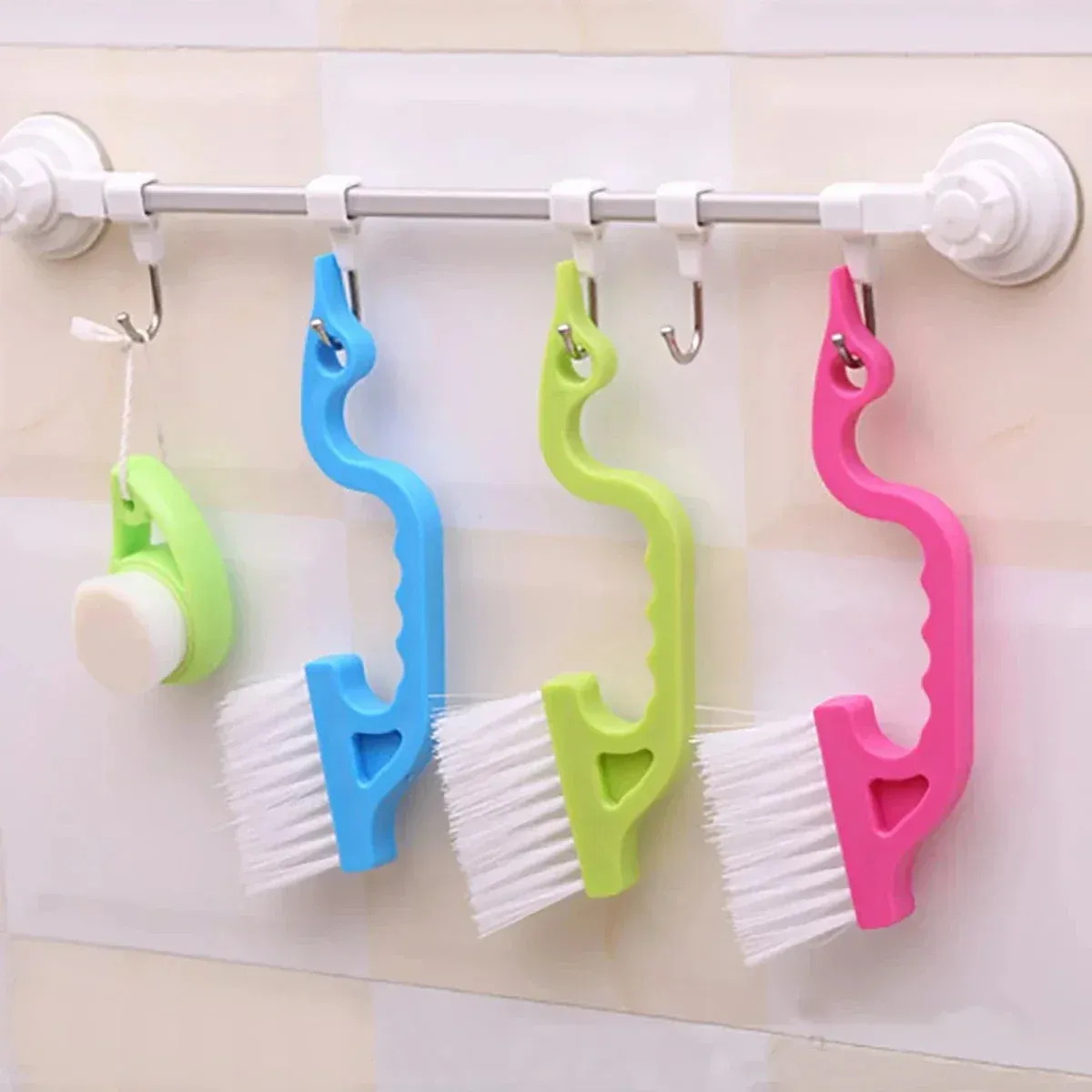 Brosse de nettoyage polyvalente 2 en 1 pour fentes de fenêtres et pelle plate, outil de nettoyage ménager pour cuisine, salle de bains et toilettes 4