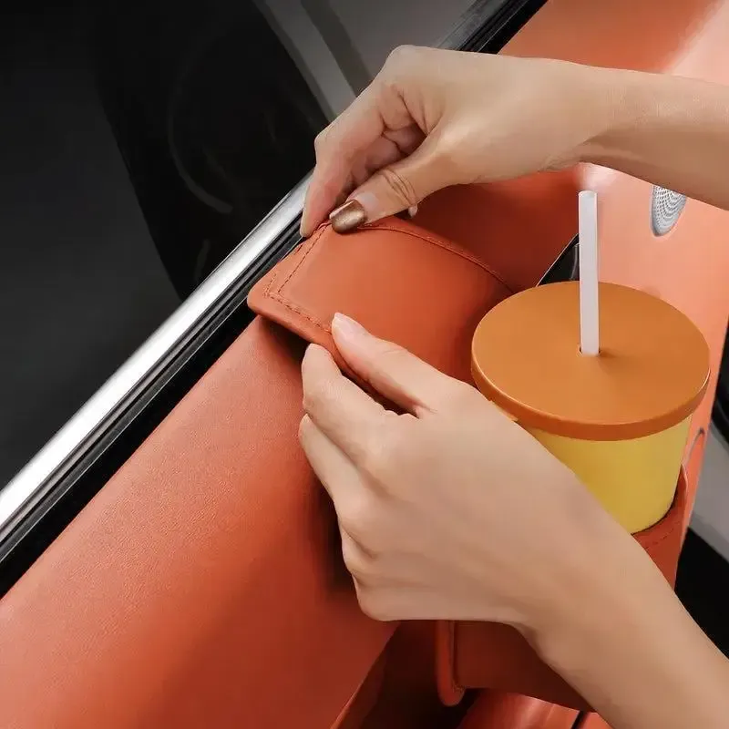 Organisateur de porte de voiture en cuir PU avec porte-gobelet suspendu et poche de rangement 4
