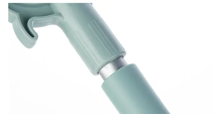 Porte-vêtements de balcon dans un environnement domestique