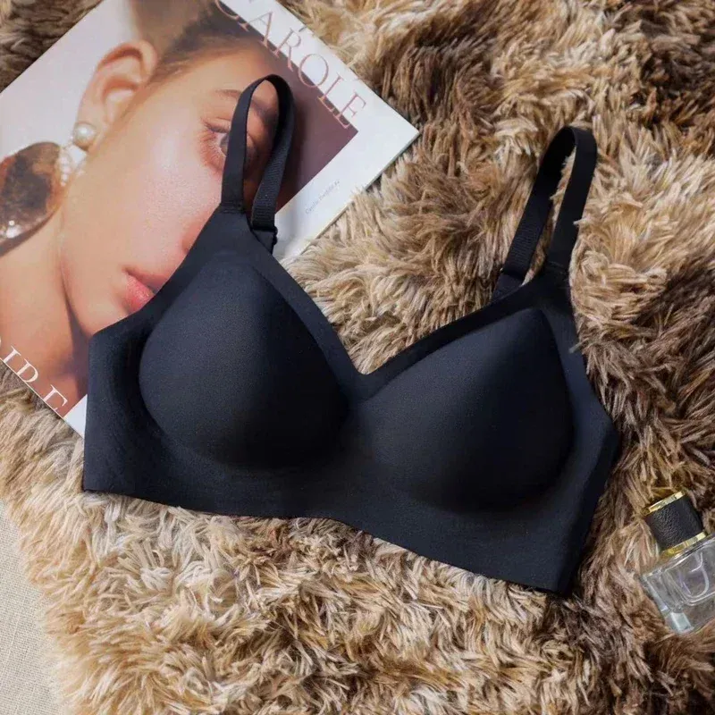Soutien-gorge push-up sans couture et sans armatures pour femmes, à maintien doux 8