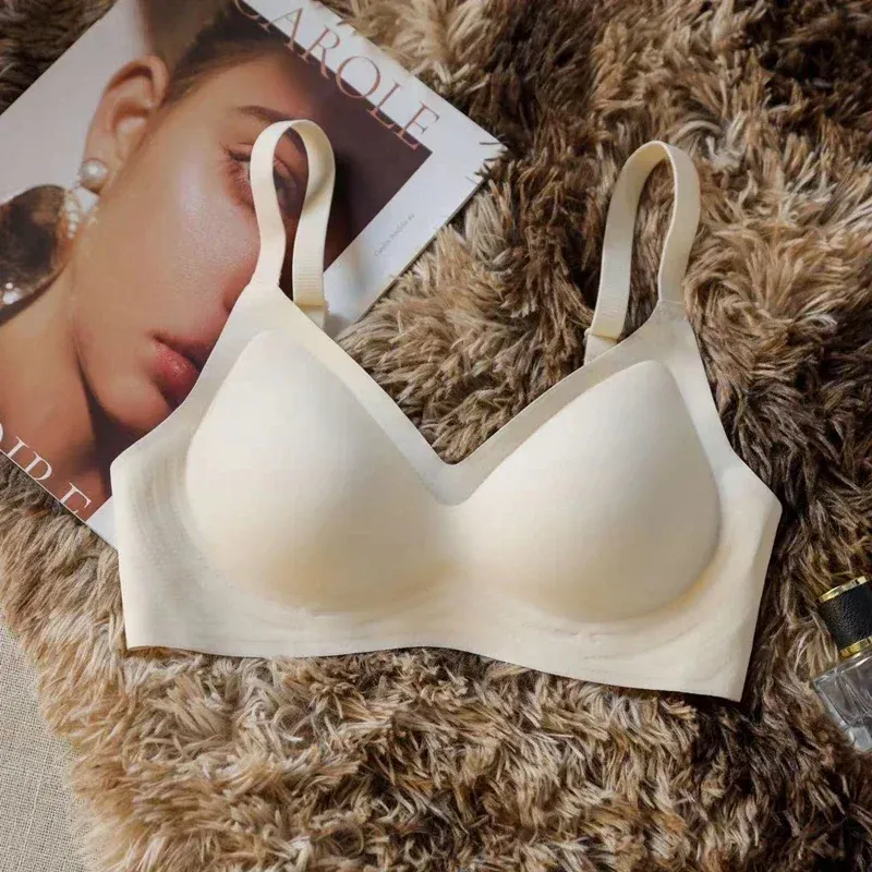 Soutien-gorge push-up sans couture et sans armatures pour femmes, à maintien doux 9