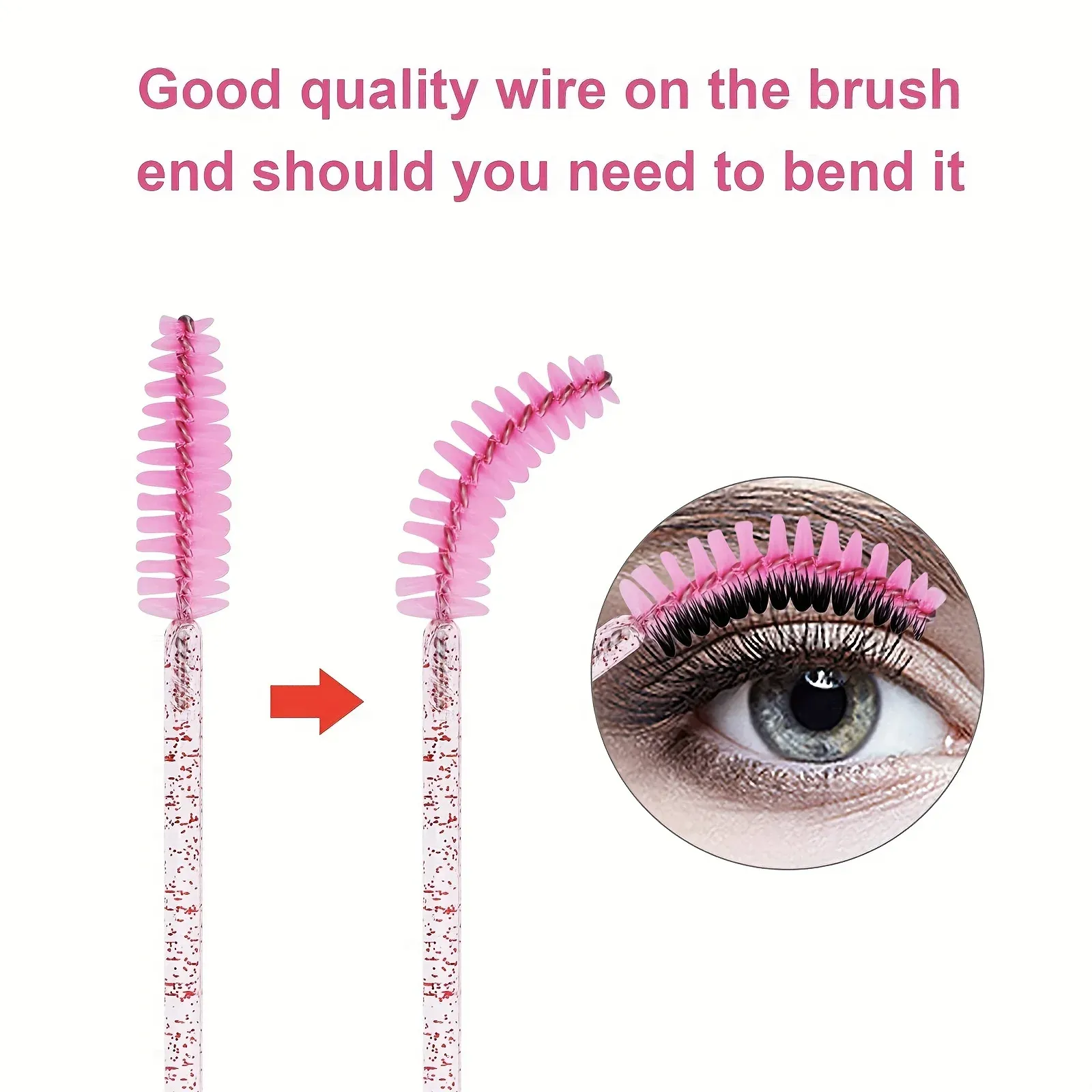 Application du mascara avec les pinceaux