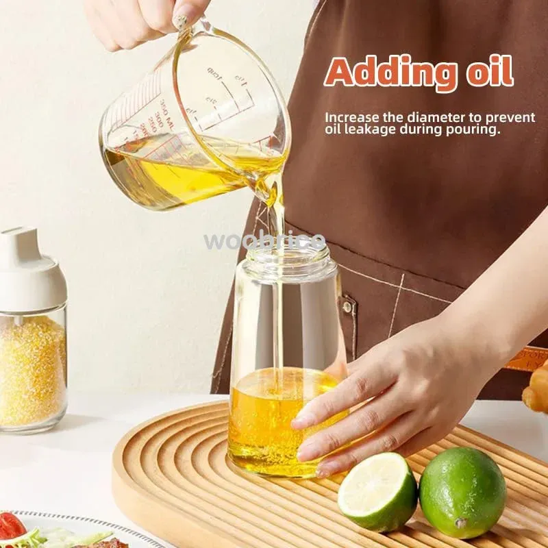 Pulvérisateur d'huile d'olive rechargeable pour cuisine, avec bouteille, distributeur d'huile et compartiment à épices 4