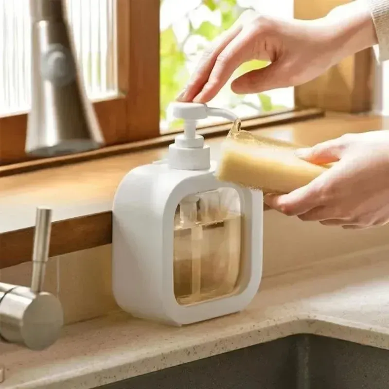 Distributeur de savon portable à pompe pour salle de bain, compatible lotion, shampoing et gel douche, idéal pour les voyages 5