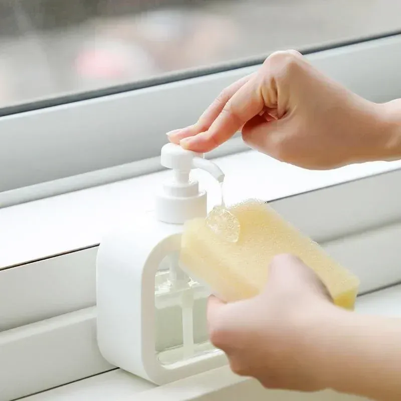 Distributeur présenté sous plusieurs angles
