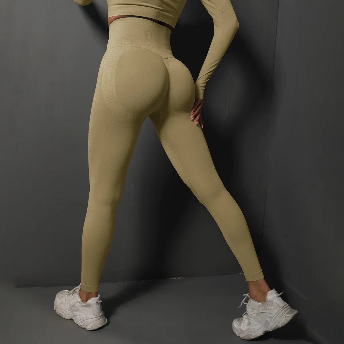 Leggings de yoga taille haute sans couture à effet push-up pour femme 2