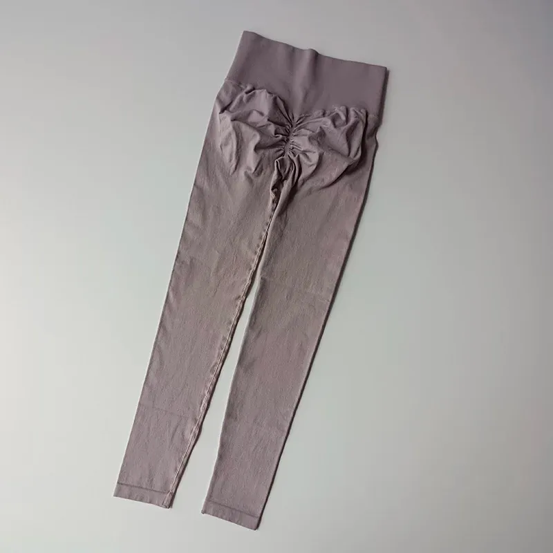 Leggings de yoga taille haute sans couture à effet push-up pour femme 8