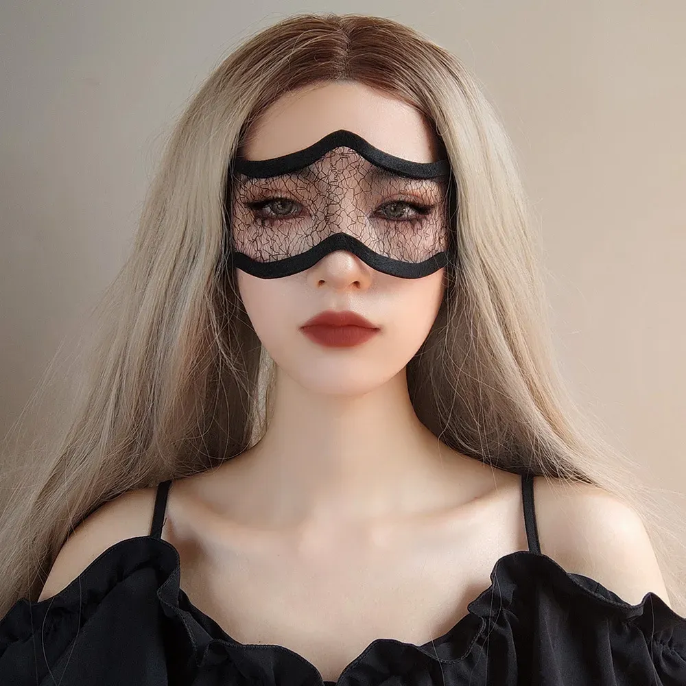 Masque facial pour les yeux, mise en scène festive