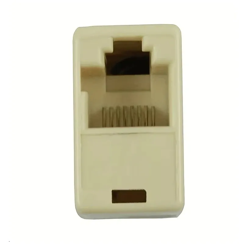 Connecteur RJ45 pour câble réseau Ethernet, en situation